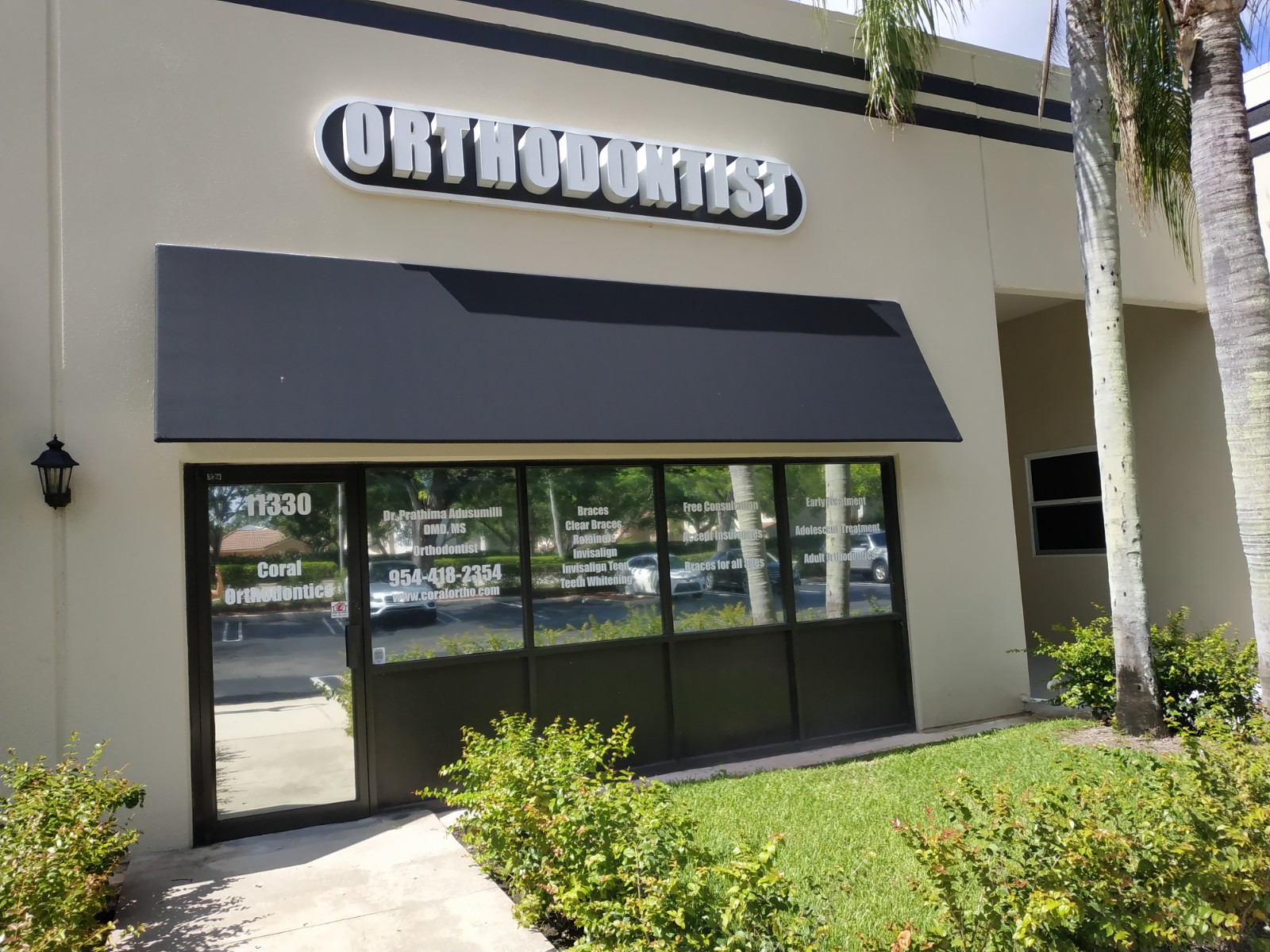 Exterior of Coral Orthodontics office